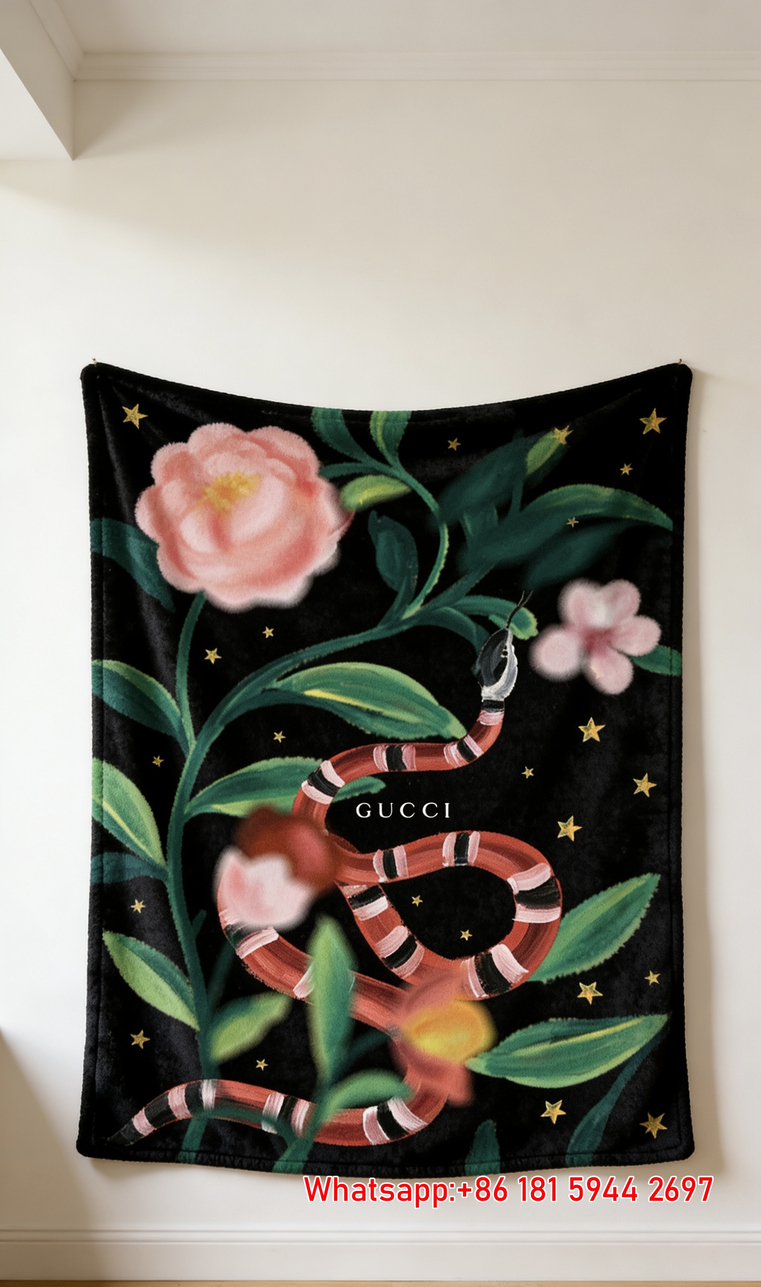 Gucci Ruby Serpent Tapestry Starry Floral Snake Gucci Throw blankets IMG_2715